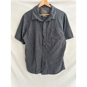 Merrell Shirt Mens Large Blue Short Sleeve Button Front Opti Wick Dry Hiking